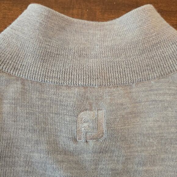 FootJoy Men's Lined Wool Half Zip Sweater Light Gray Size L - Picture 4 of 14